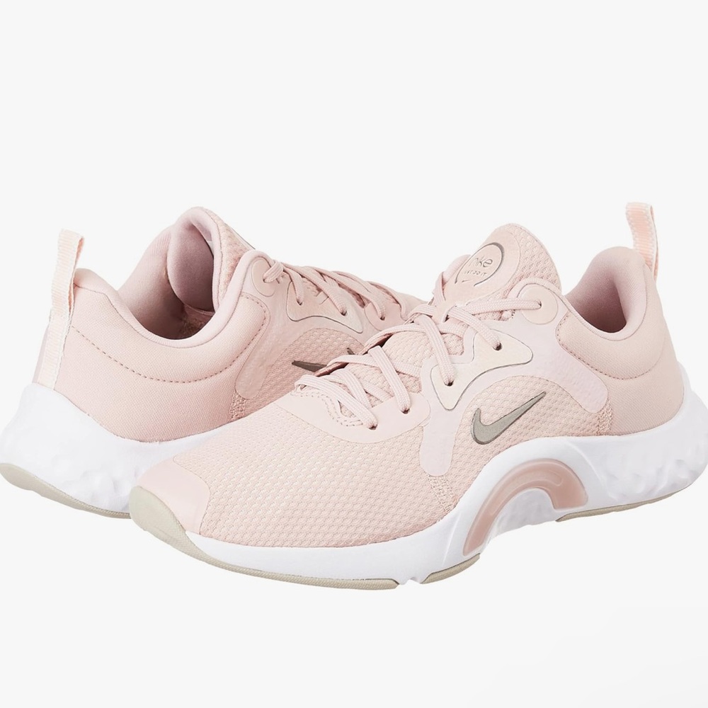 NIB Nike Renew in-Season TR 11 Womens Running Shoe (9, Pink Oxford/MTLC Pewter